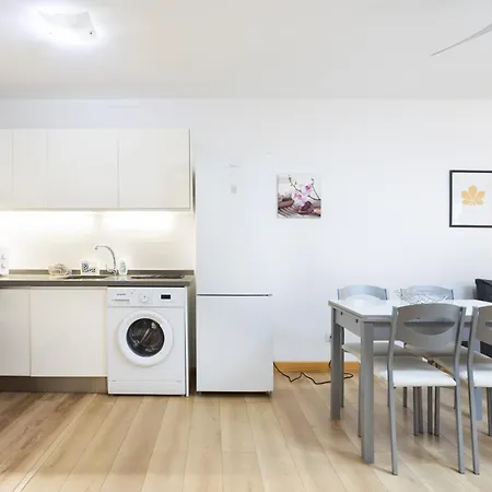 Home2book Beachside Bright Apt, Ελ Μέντανο