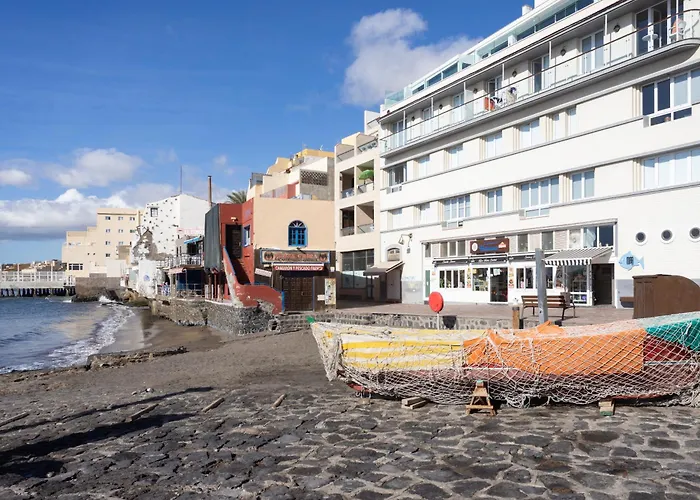 Home2book Beachside Bright Apt, Apartment *