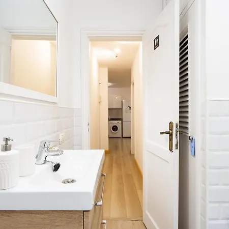 Home2book Beachside Bright Apt, Apartament *