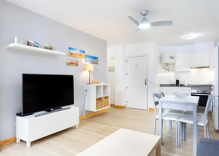 Appartement Home2book Beachside Bright Apt,