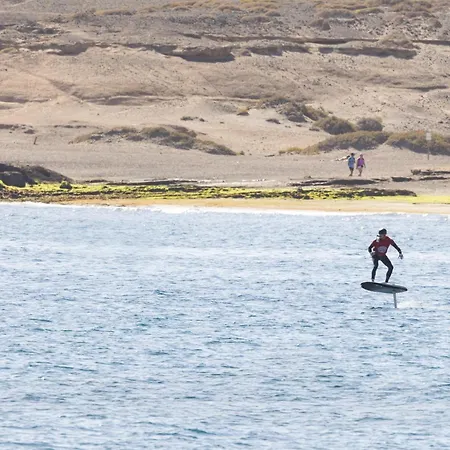 Home2book Beachside Bright Apt, Lejlighed